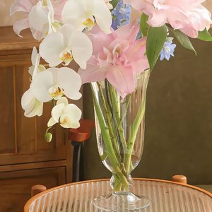 江南三月喜逢故人