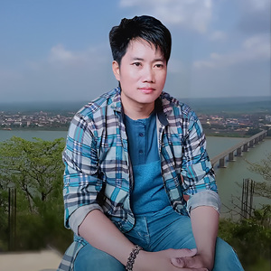 ສາວທ່າຄໍ້ໃຈດຳ