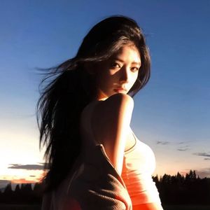 以后只能看相册里的她了