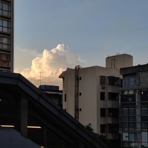 风吹过夏天 伴奏