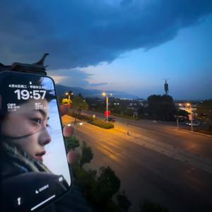 只有我不知道什么是爱