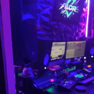 ASK AROUND (feat. Blixks)