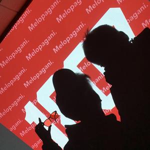 顶惨了嗖prodby Simon Marcus