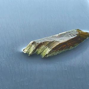 Waves (by the shore)