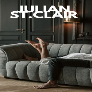 Rompiéndome En Silencio