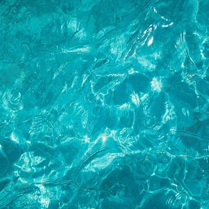 “免费可商用伴奏” 爱如潮水