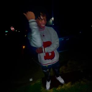 Viral (feat. Cxsh Armani)