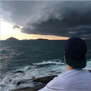 骏马奔驰在边疆 (DJ版)