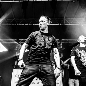 Vökuvísa (feat. Salka Sól & DIAS)