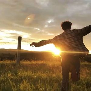 Robin Schulz-Shed a light(Remake)