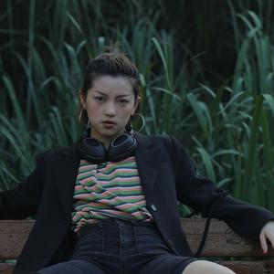 玫瑰花的葬礼伴奏