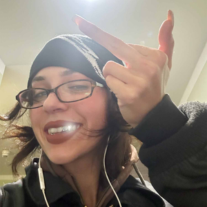 Deine Freundin Weint