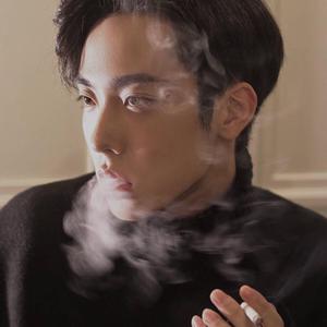 半坏街灯