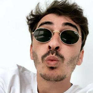 Буйно голова