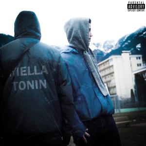 Staffellauf (feat. Notsponsoredbynike)