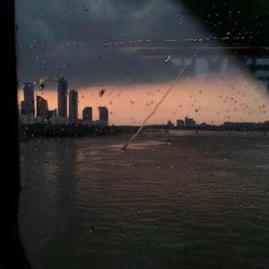 听夜雨（画舫听夜雨我和你初遇）