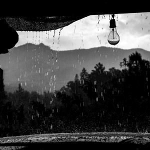 Rainy window（Cover 岸部真明）