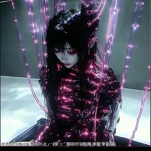 Icandescent (feat. PANDEMXNIUM)