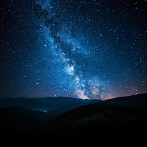 The Quiet Between the Stars - 星と星のあいだの静けさ