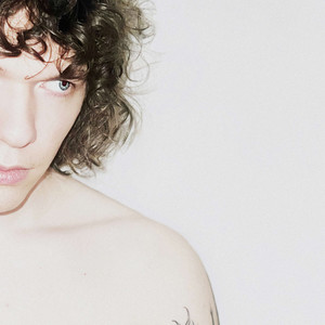 танец на столе