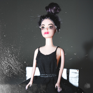 joka päivä jotain mun sisällä kuolee