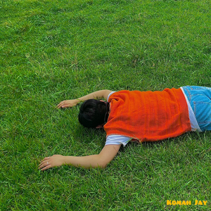 쳐다보지마 (Feat. 프리든(FR:EDEN))