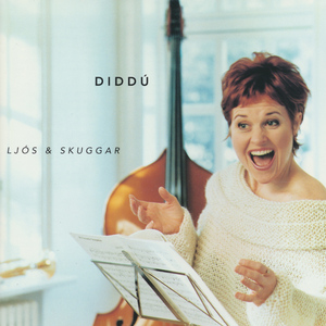 Fljúgum út í geim