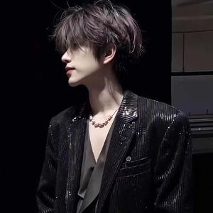 我要喝好多好多的酒