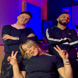 Jazairia d'ami 7ami sari3et iltihab