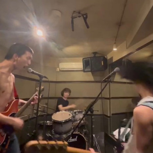 ザ・ヒーローズのテーマ2