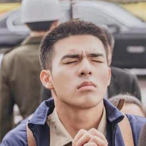 总有一天你会出现在我身边