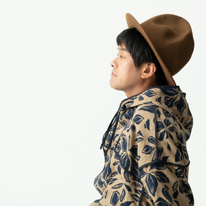 花びらが揺れる