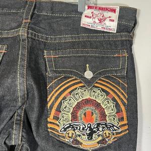 True Religion (feat. buuneo)