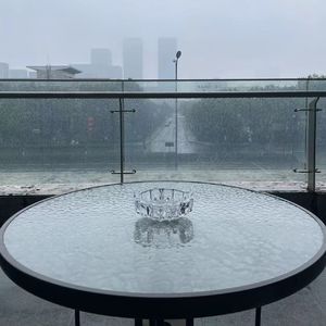 Leave Me Alone(prod.MORROW)