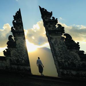 if someone tells you that they love you, they're probably lying (demo)