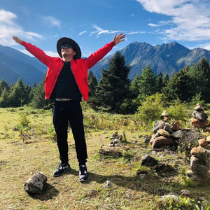 《天空随想曲》