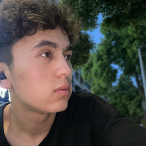 熟悉的陌生女孩