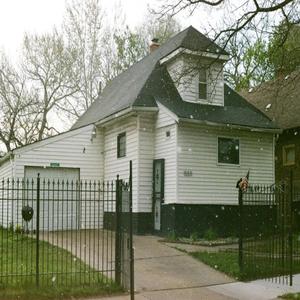 Whitehouse shit (feat. Thereal2foe & Daisylane Los)