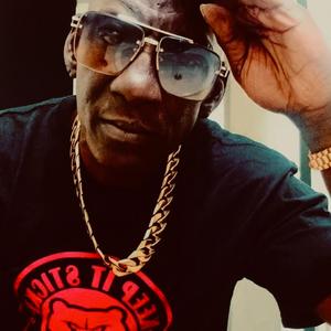 Heat (feat. Three Six mafia, Country Black & Soe)