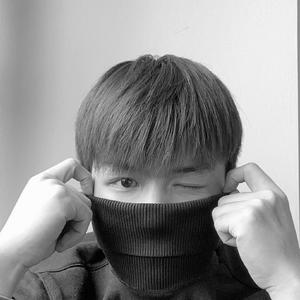 遥远的她（吉他版）（翻自 張子铭）