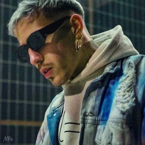 QUAND LE CIEL PLEURE