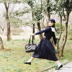 只是偶尔想起你