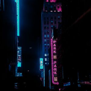 电梯里的DISCO球