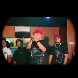 Alocate (feat. MC El Ganster)