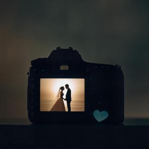 ซ่อนน้ำตา