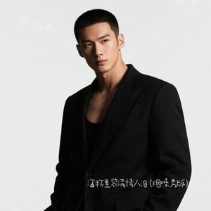 酒杯里装满情人泪   (Cover 张良)