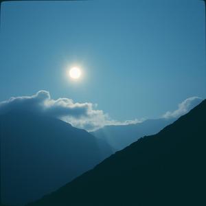 장백산 달 아래서