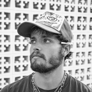 Post Malone (feat. RIZ LA VIE)