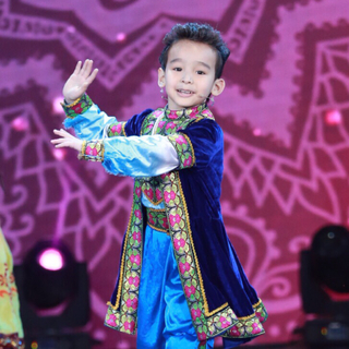 维吾尔童星❤️Uyghur bala cholpanliri~