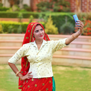 Are jan chhod r chali re